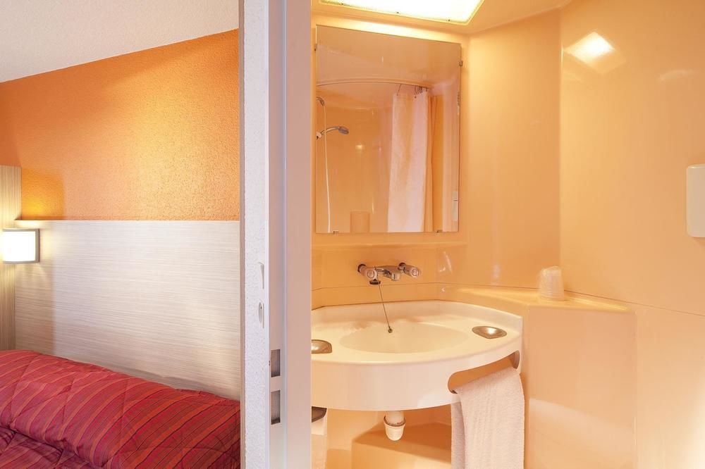 Premiere Classe Paris Ouest - Nanterre - La Defense Exteriör bild