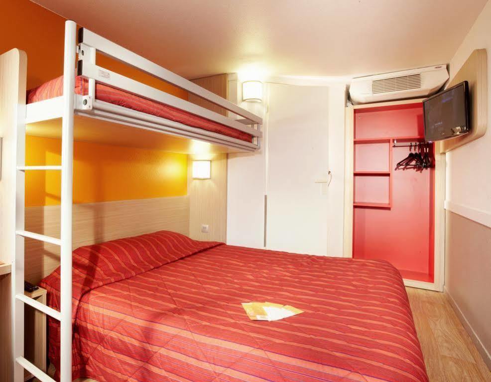 Premiere Classe Paris Ouest - Nanterre - La Defense Exteriör bild