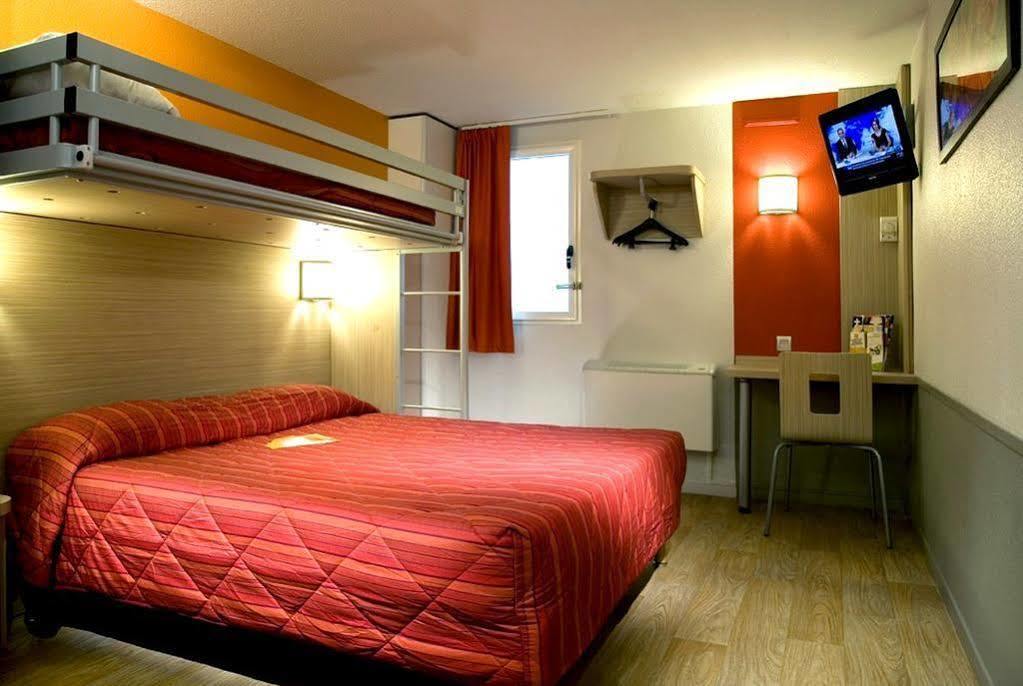Premiere Classe Paris Ouest - Nanterre - La Defense Exteriör bild