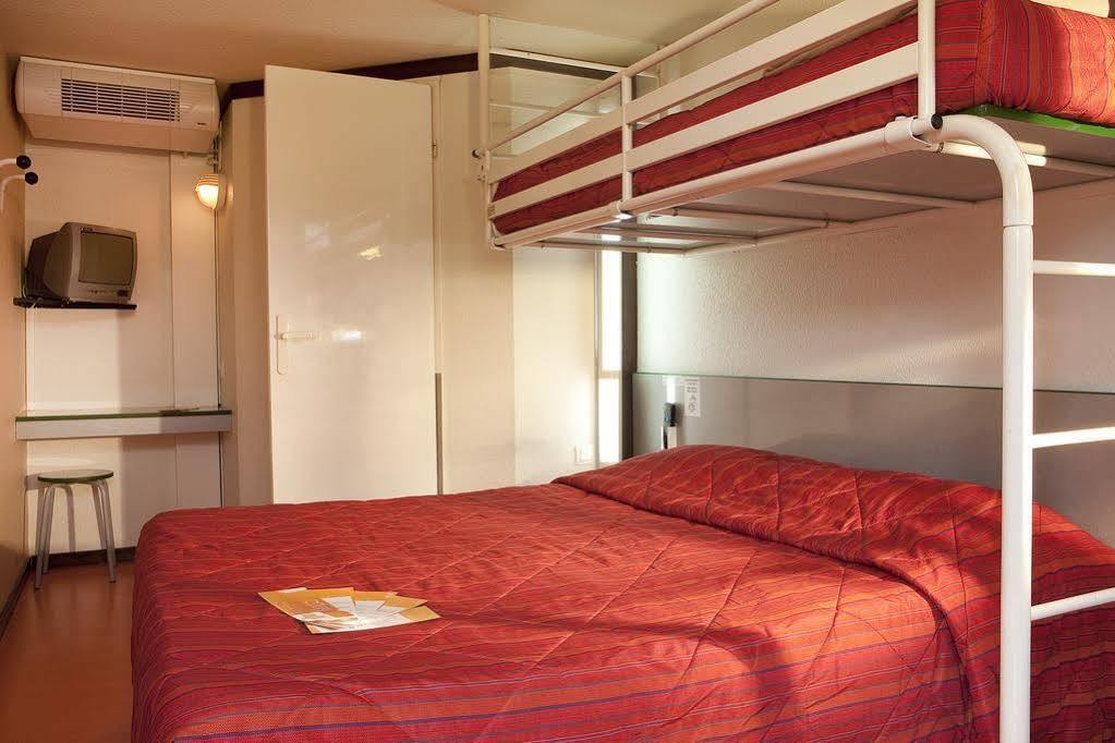 Premiere Classe Paris Ouest - Nanterre - La Defense Exteriör bild