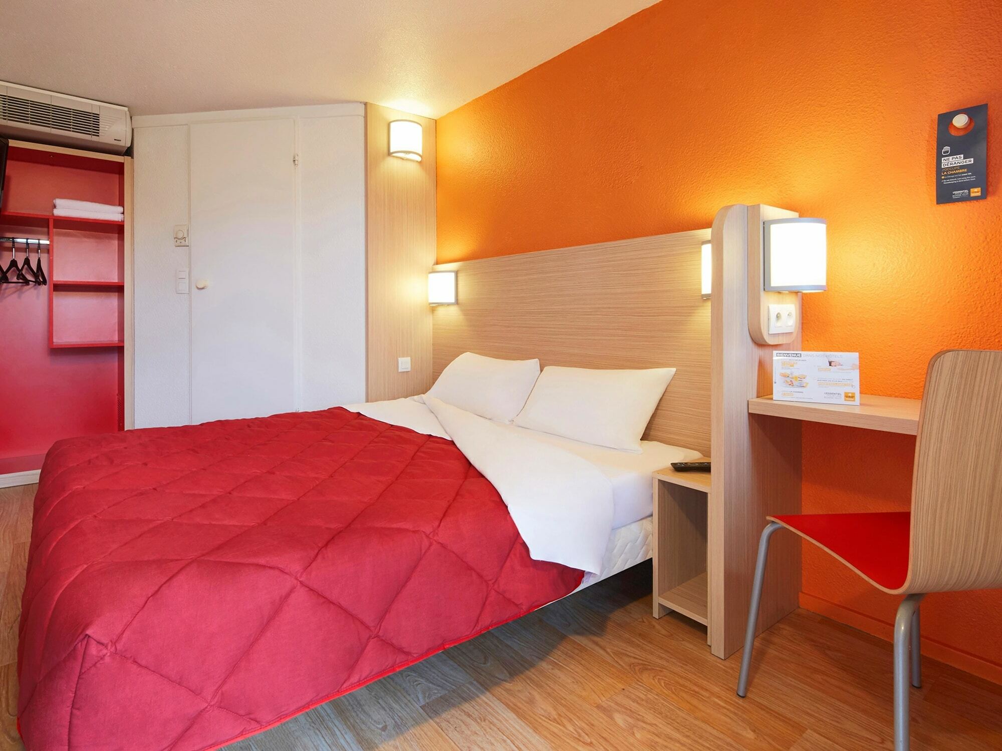 Premiere Classe Paris Ouest - Nanterre - La Defense Exteriör bild